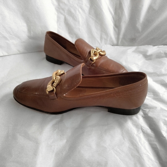 Tory Burch Brown Leather Loafers with Gold Accents - Picture 10 of 14